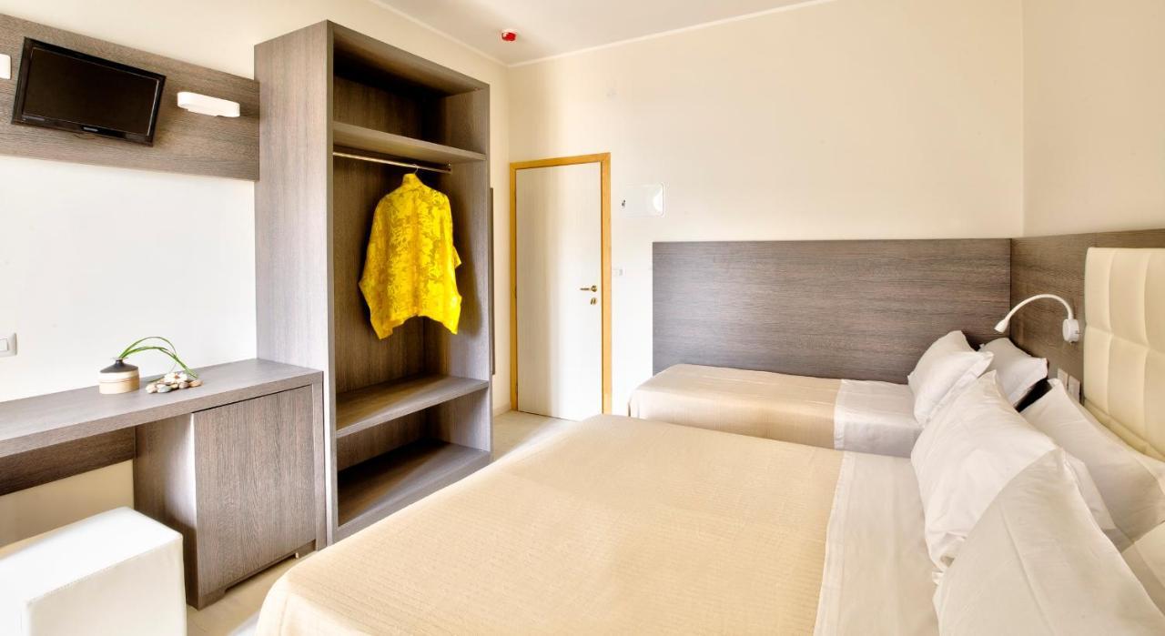 Hotel Clara